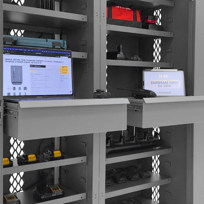 2502CS-12S-95 Charging Station